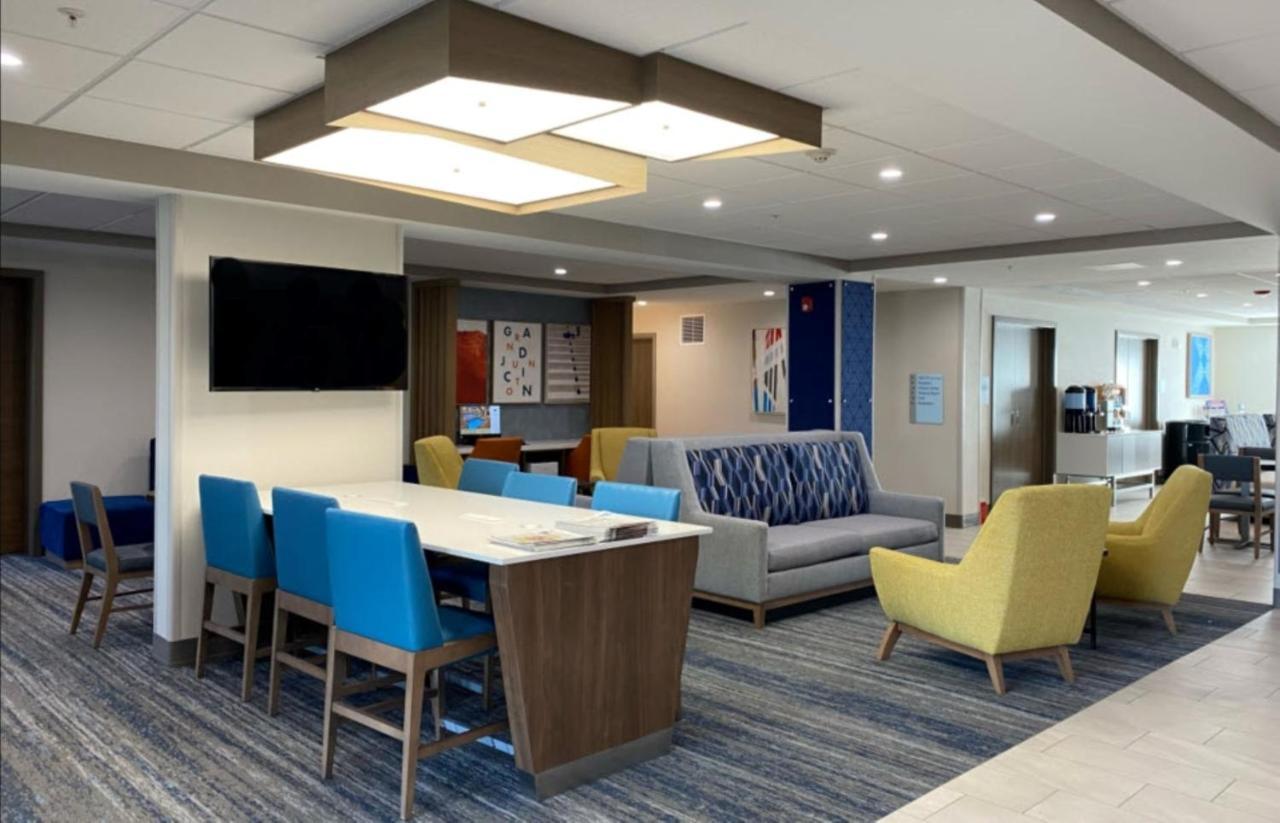 Holiday Inn Express Hotel & Suites Grand Junction By Ihg Dış mekan fotoğraf